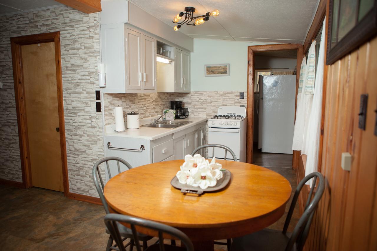 Mission Springs Resort Ашленд Экстерьер фото